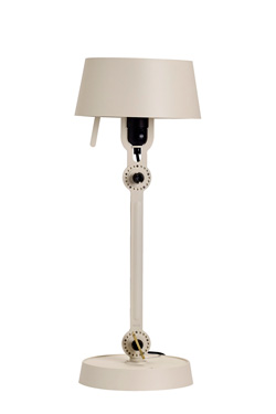 Petite lampe de table en métal style industriel Bolt. Tonone. 