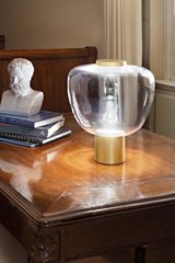 Riflesso lampe à poser verre transparent et laiton satiné. Vistosi. Riflesso lampe à poser verre transparent et laiton satiné. Vistosi.