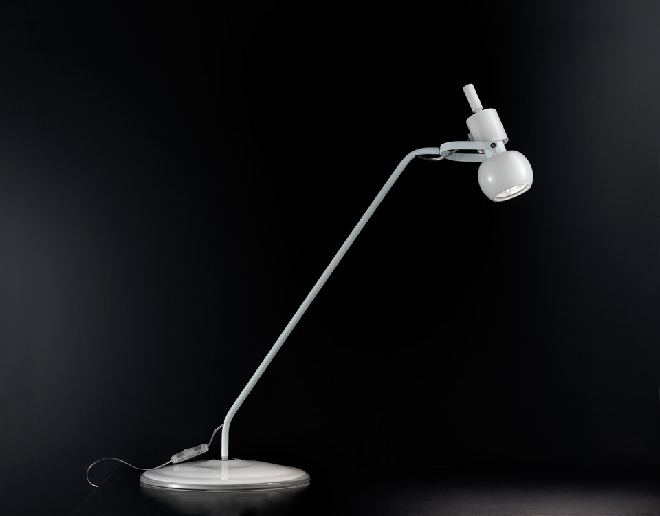 Vega LT lampe de bureau moderne en verre de Murano - Blanc. Vistosi. 