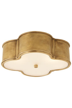 Large golden cloverleaf ceiling light Basil. Visual Comfort&Co.. 