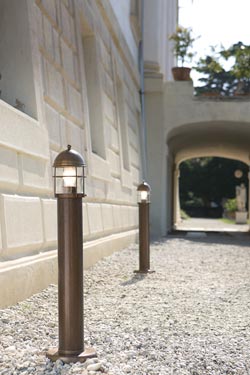 Garden lamp in lighthouse lantern with grid and column 80cm