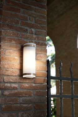 Cylindrical wall lamp with aged copper bands Hanny - Exterior wall lights by Aldo Bernardi