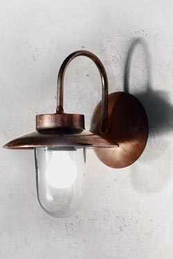 Wall lamp in aged copper and aged brass La Traviata - Exterior wall lights by Aldo Bernardi