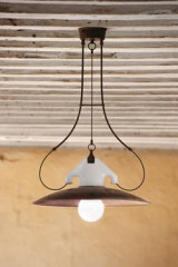 Round pendant lamp in white porcelain and aged brass - Pendants by Aldo Bernardi