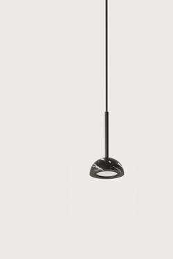Dussa petite suspension en marbre noir - Suspension by Aromas
