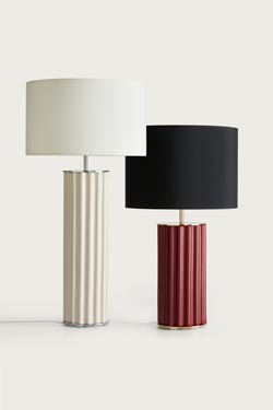 Table lamp in beige wavy ceramic Onica