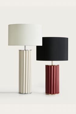Table lamp in garnet wavy ceramic Sonica