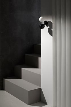 Black marble and white glass wall lamp Dalt