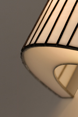 Applique en verre noire et blanche