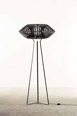 Black graphic floor lamp V - Floor lamps by Arturo Alvarez