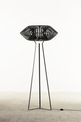 Black graphic floor lamp V - Floor lamps by Arturo Alvarez