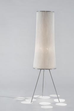 Ura white floor lamp geometric shape - Floor lamps by Arturo Alvarez
