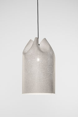 Grande suspension en maille d'acier blanche Agasallo