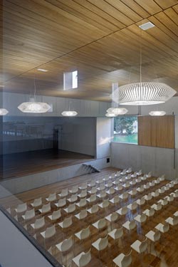 V grande suspension géométrique 105cm blanche