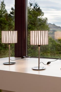 Lampe de table en verre blanc Curvas 