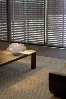 Lampe de table fleur blanche en tissu Simetech Nevo 