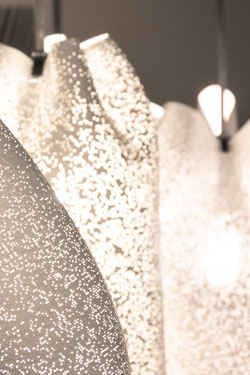 Large white steel mesh pendant Agasallo 