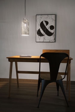 Small white pendant lamp Agasallo