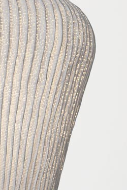 Suspension tissu blanc plissé et peint Coral 