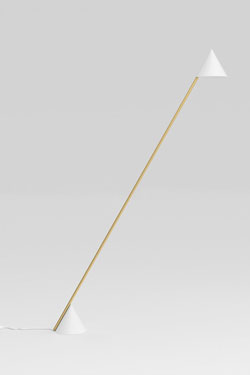 Hat light white and gold geometric floor lamp - Floor lamps by Atelier Areti