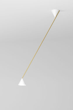 Grande suspension sur tige blanche Hat light 444 - Suspension by Atelier Areti