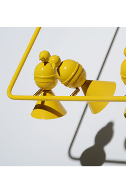 Suspension jaune 3 Alouettes sur une branche