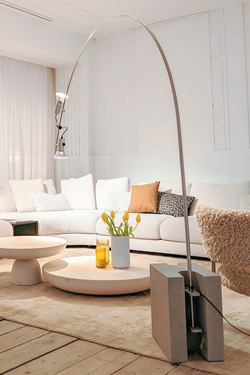 Grey aluminium arc floor lamp 70's Arco