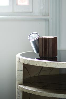 Table lamp cube in wood and metal Wooden lamp - Table lamps by AXIS71