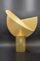 Large Design table lamp in gold finish Ala - Table lamps by AXIS71