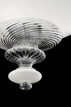 Pigalle suspension blanche en cristal vénitien Belle époque