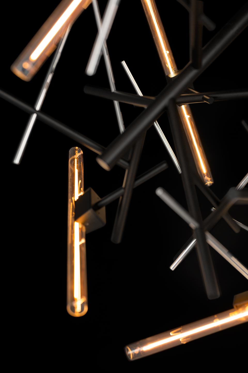 Linea matt black and shiny nickel Mikado chandelier 7 lights