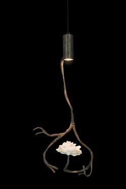 Orpheus plant pendant with white porcelain rose