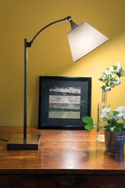 Lampe de table avec abat-jour blanc conique L116  - Lampe de table by Casadisagne