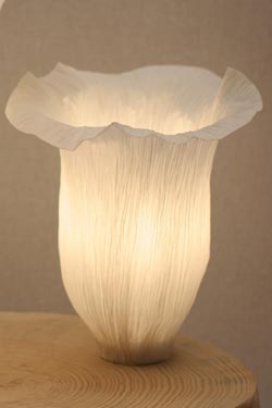 Clochette ouverte petit modèle - Lampe de table by Charlot&Cie