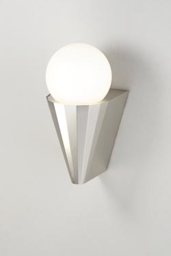 Cornet applique de salle de bain contemporaine en nickel satiné - Salle de bains by CVL Luminaires