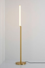 Signal solo 176 minimalist floor lamp in gold - Floor lamps by CVL Luminaires