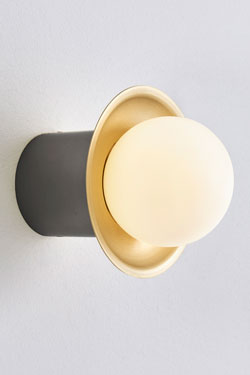 Janed petite applique rétro dorée et noire - Applique by CVL Luminaires