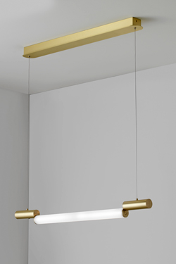 Signal suspension design, néon revisité, en laiton satiné 77cm - Suspension by CVL Luminaires
