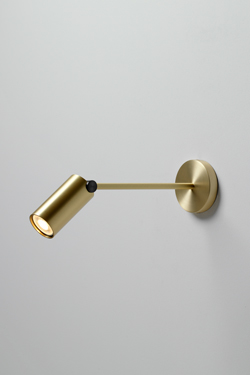 Spot design, satin brass and graphite Calé (e) XL