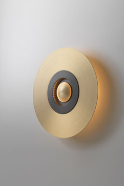 Earth-Sober wall lamp in satin brass and graphite small model - Wall lights by CVL Luminaires