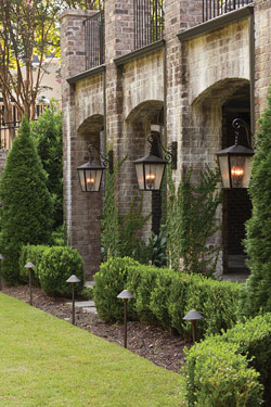 Grande applique d'extérieur lanterne 4 lumières Trellis
