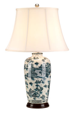 Lampe de table bleue en porcelaine forme amphore - Lampe de table by Elstead Lighting