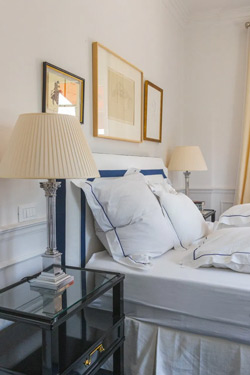 Impero classic Greek column table lamp