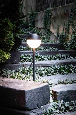 Black Outdoor Beacon Ball Shape LED Lighting Piccola 