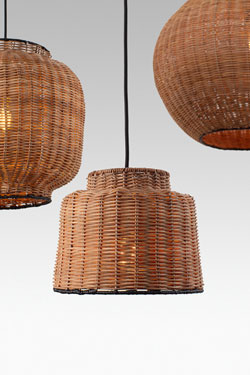 Small bell pendant in natural rattan Saipan