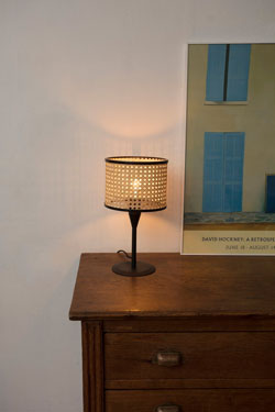 Small table lamp in rattan Mambo