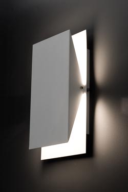 Homs designer white 3-position wall light