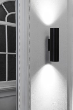 Minimalist black wall lamp Stan - Wall lights by Faro