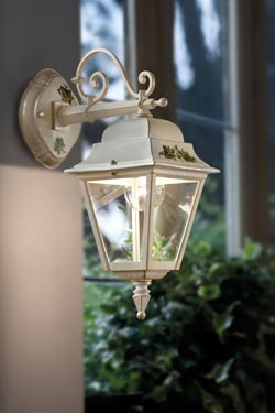 Applique lanterne d'extérieur blanche Gorizia - Applique d'extérieur by Ferroluce Classic