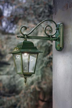 Green outdoor lantern  sconce Gorizia - Exterior wall lights by Ferroluce Classic